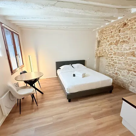 Refait A Neuf Ile Saint Louis 4 - 2p Apartment Paris