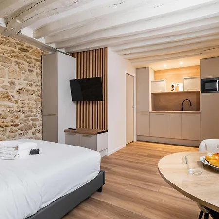 Refait A Neuf Ile Saint Louis 4 - 2p Apartment Paris